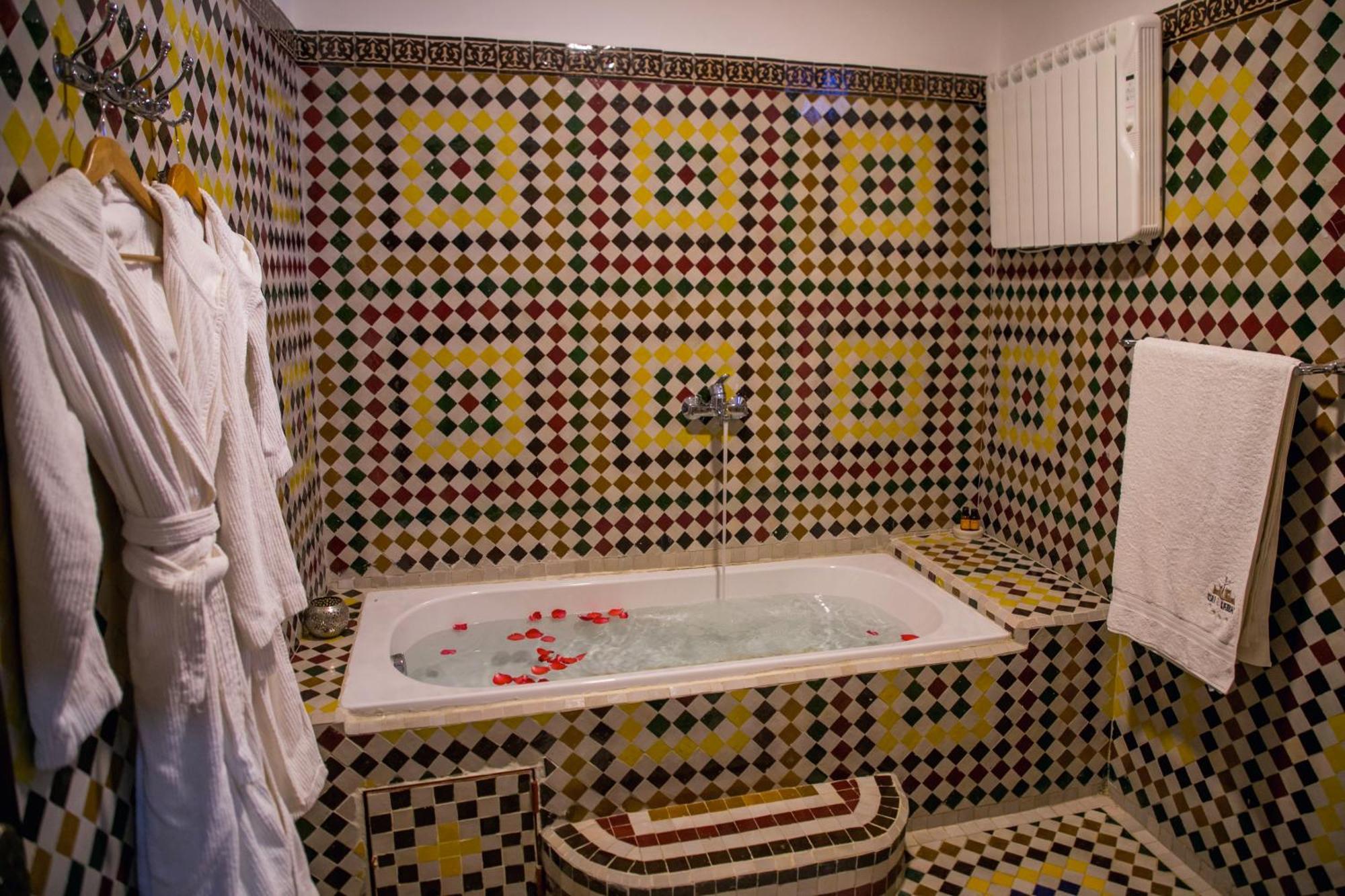 Ksar Elkabbaba Kasbah & Spa Скура Екстериор снимка