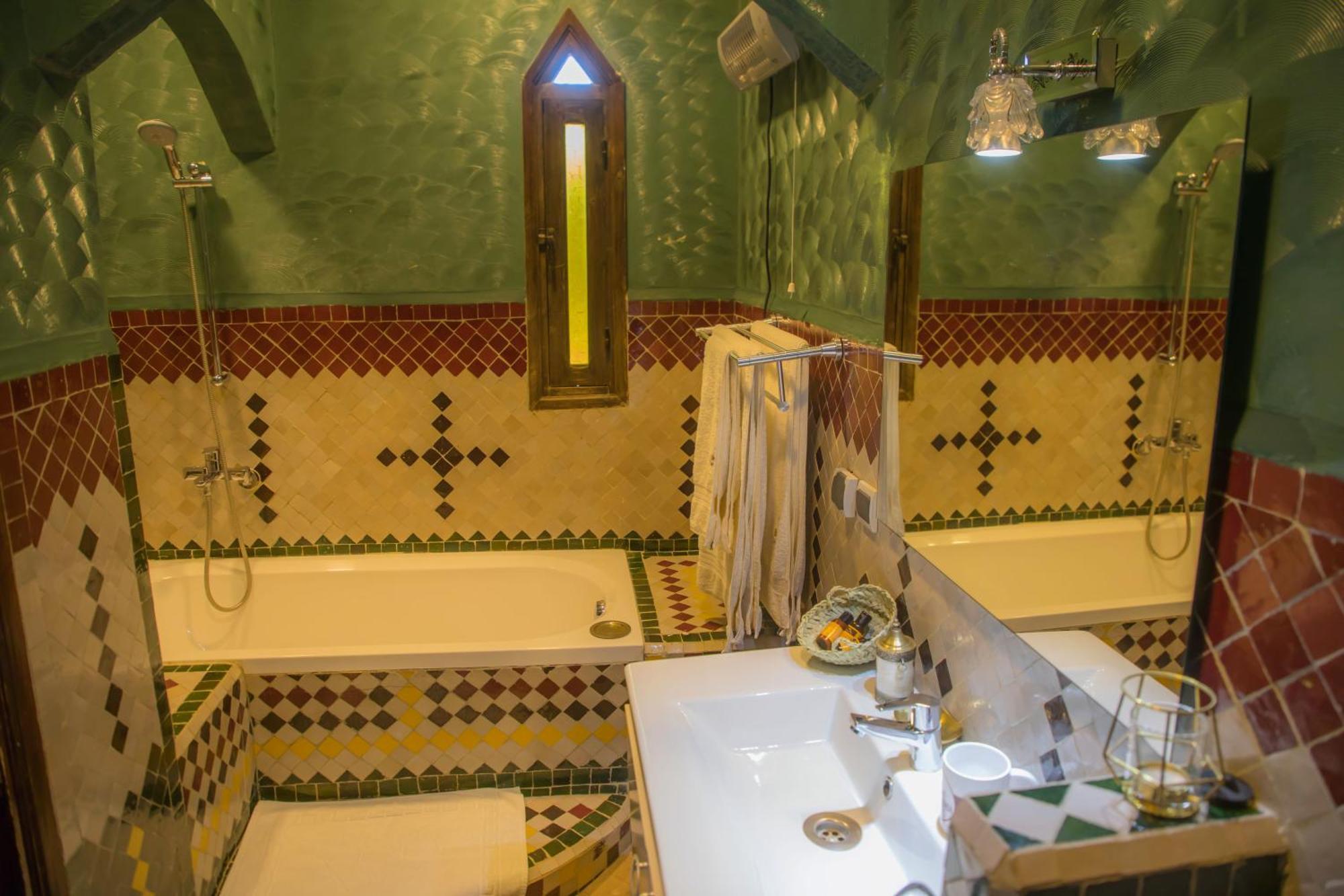 Ksar Elkabbaba Kasbah & Spa Скура Екстериор снимка